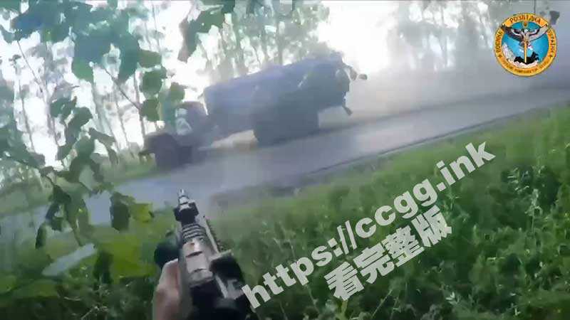 车臣雇佣军伏击俄军？渗透进俄罗斯境内别尔哥罗德的车臣雇佣军迅速摧毁俄军卡车！伏击视频曝光！-51吃瓜网