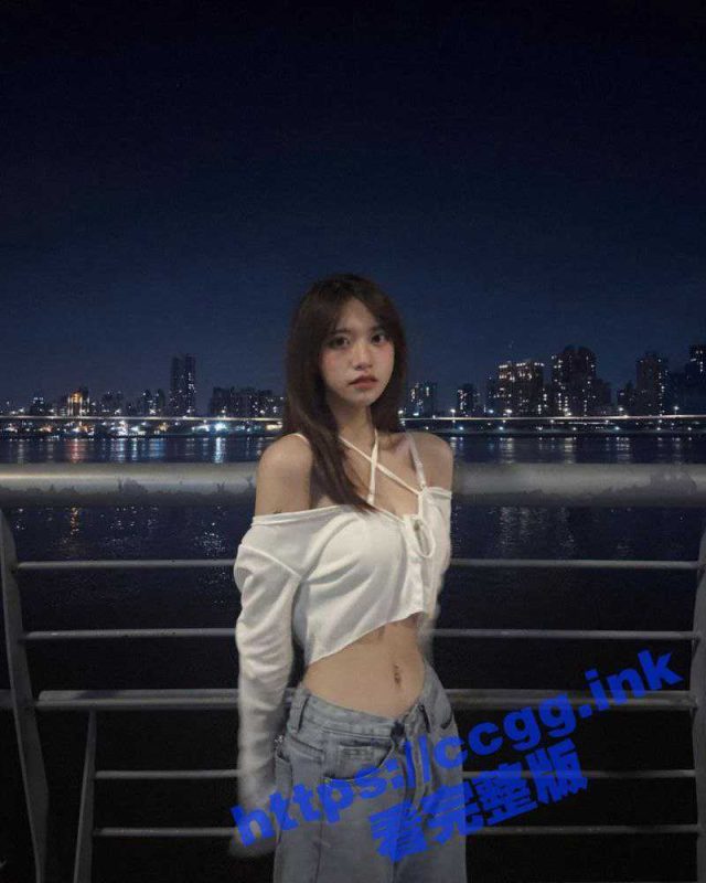 长沙18岁女孩【姚裘】 假期被网友约上海游玩 结果被狼友关房间戴狗链 白色狐狸尾巴开发调教！-51吃瓜网