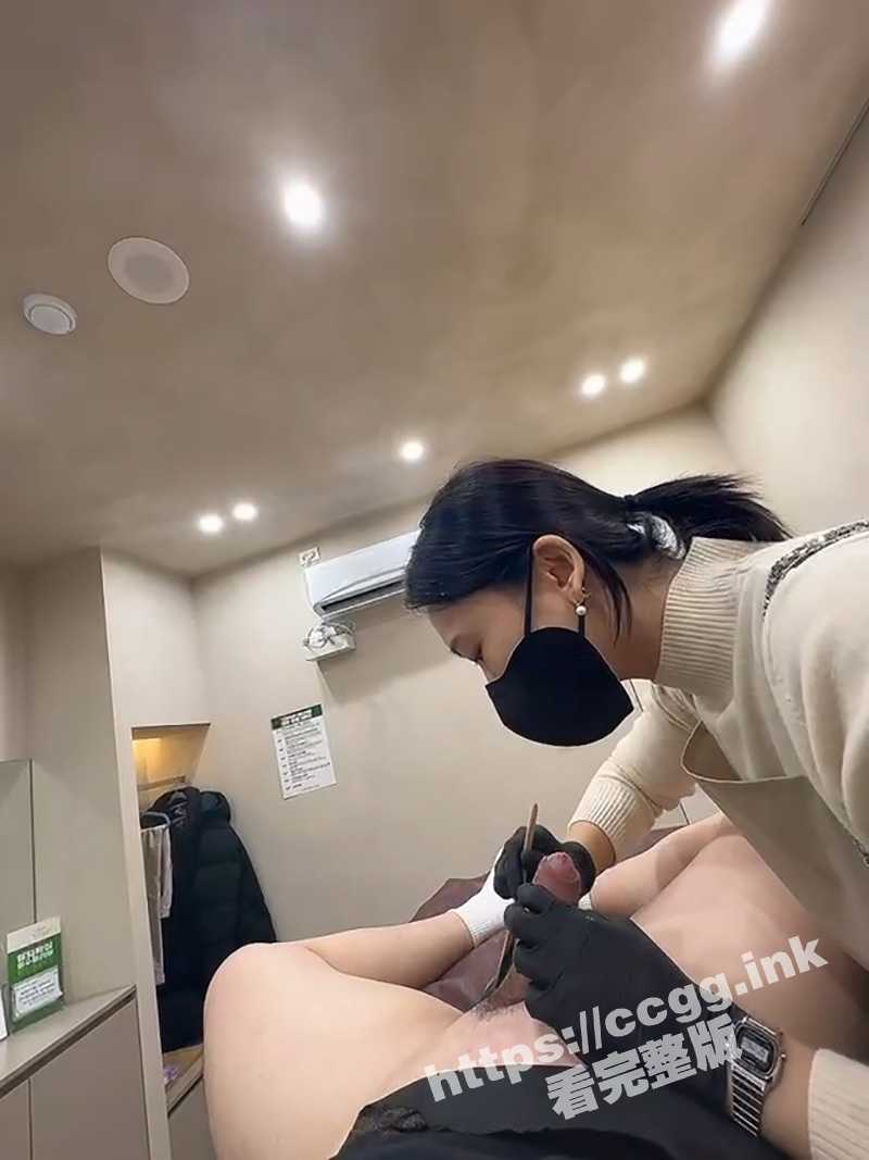 女神摆弄肉棒用心刮毛羞耻极了！探店大神挺着鸡巴让美女护理师脱毛 肉棒跳动还溢出淫水！ - 51吃瓜网-51吃瓜网