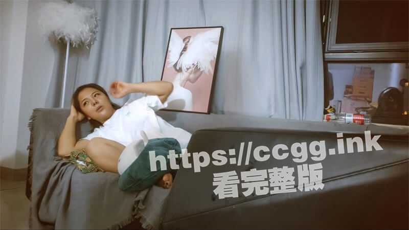 良家女神家中偷情，温柔贤淑颜值高分，果然少妇都很难喂饱，老公头顶一片绿-51吃瓜网