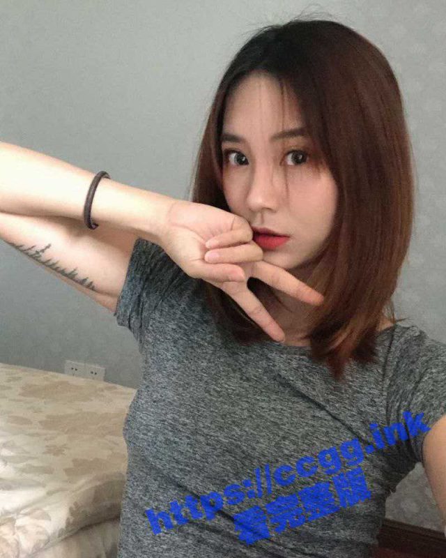 丽江礼服店店长【王慧】淫荡韵味小少妇 跟老公内射完拉炮友楼道内接着内射 超级刺激！-51吃瓜网
