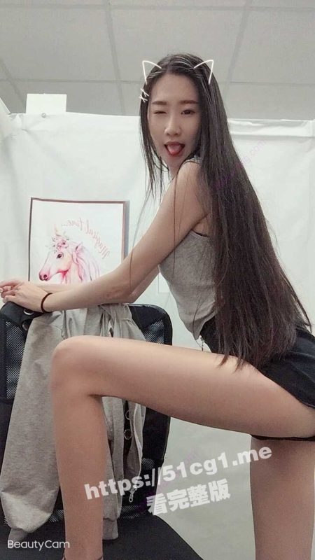 台湾台南市 可爱长腿反差婊 纹身妹子不雅视频流出-51吃瓜网