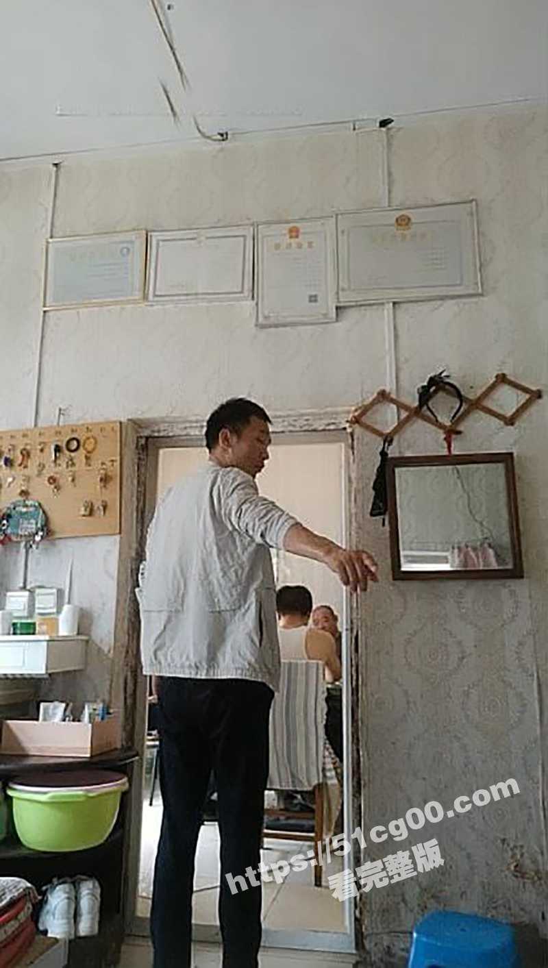 城中村麻将馆隐藏服务！麻将馆的老板娘真骚 被大哥无套抽插浪叫冒白浆！ - 51吃瓜网-51吃瓜网