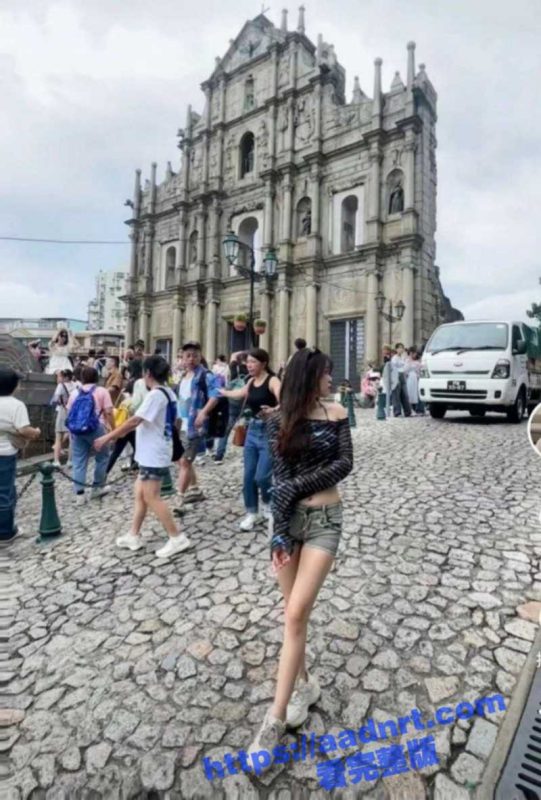 女大学生睡教官逃避军训！女大学生为了逃避军训 与教官开房啪啪 只要跟教官搞了就能免去14天的军训-51吃瓜网