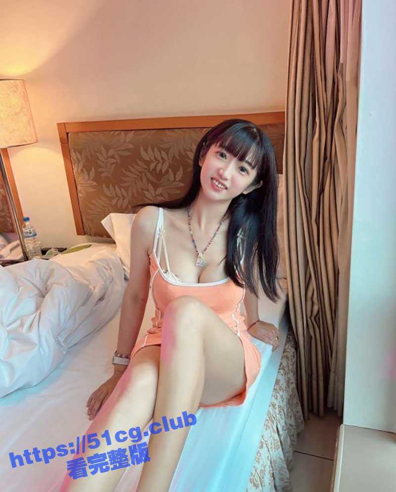 台湾网红小兔子与粉丝多人运动 VIP 片流出 口爆 吞精😍 - 51吃瓜网-51吃瓜网