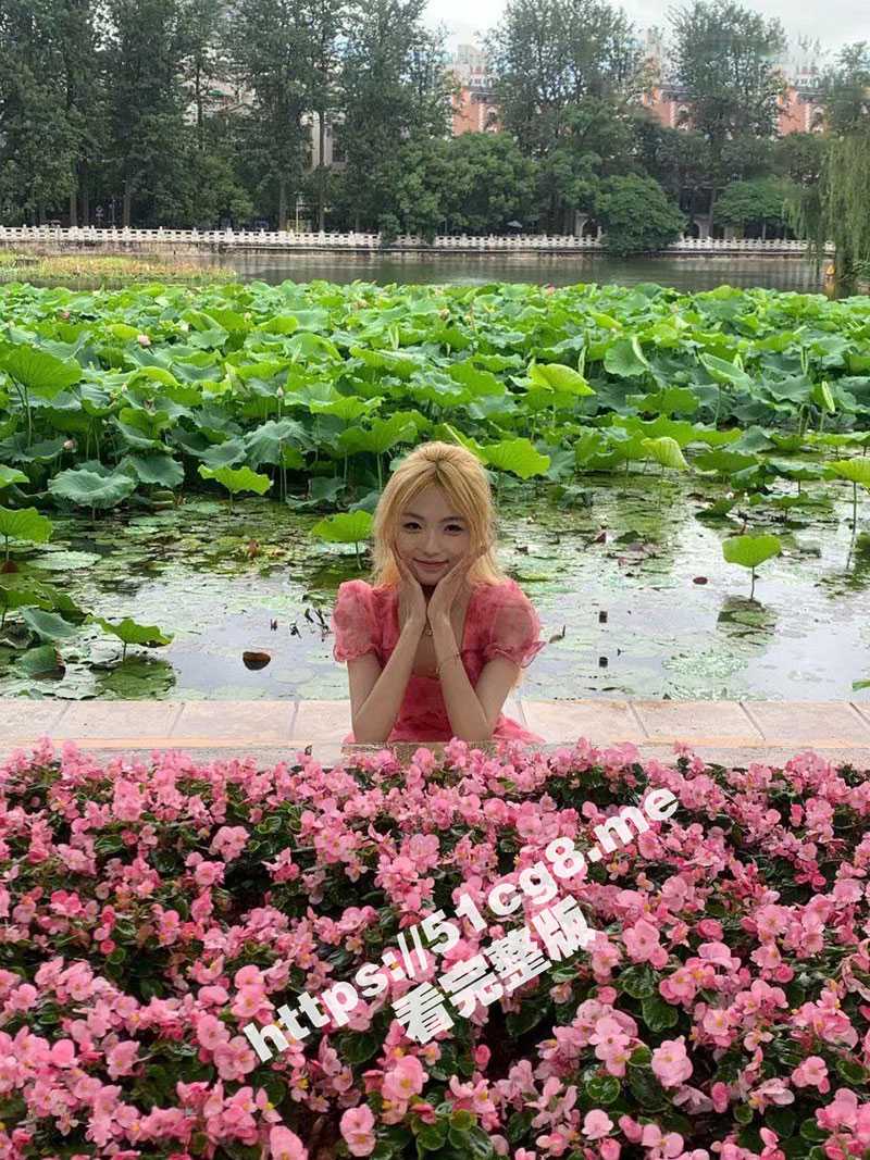 屌丝逆袭 终于把暗恋7年的女神给追到手！第一次操到心爱的女神 看女神被操哭的样子太刺激了 - 51吃瓜网-51吃瓜网