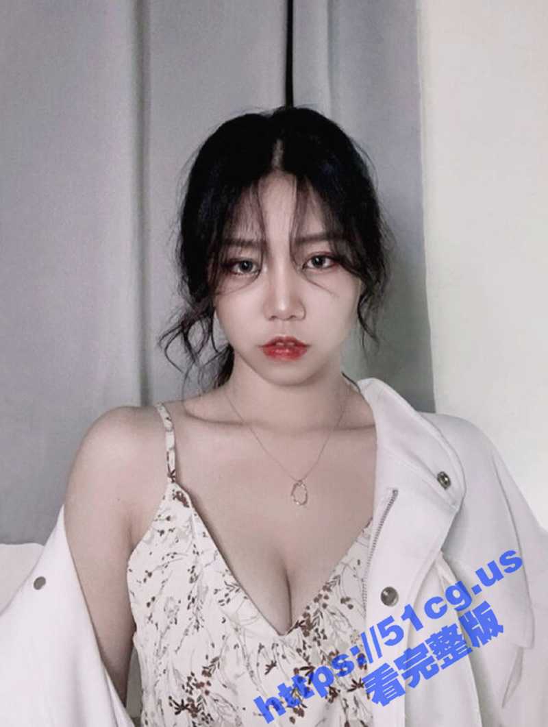 台湾 巨乳蜂腰长腿模特 Jsaie 自嗨片流出 光看那对巨乳已经沦陷 - 51吃瓜网-51吃瓜网