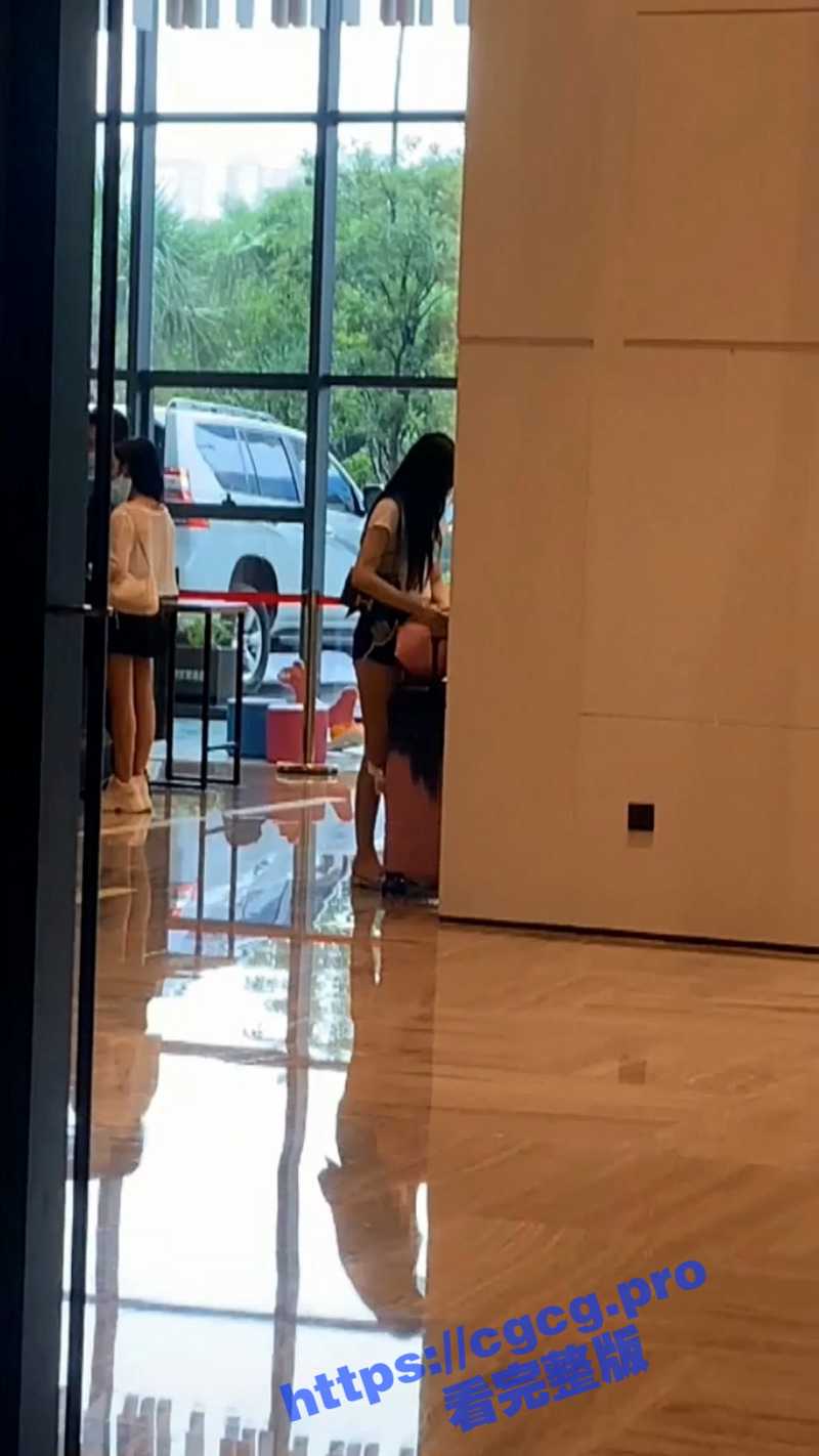 酒店约炮极品眼镜妹 戴眼镜是不是都反差 到房间无套内射 不断高潮不停抖动屁股 - 51吃瓜网-51吃瓜网