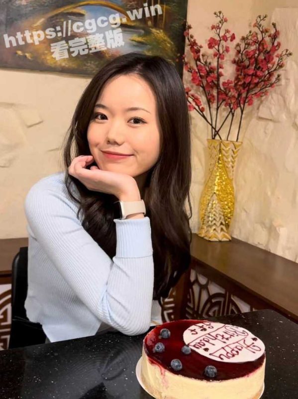 义乌27岁已婚小平胸少妇 网店老板娘 赵佳佳 在家偷情给老公戴绿帽遭曝光！-51吃瓜网