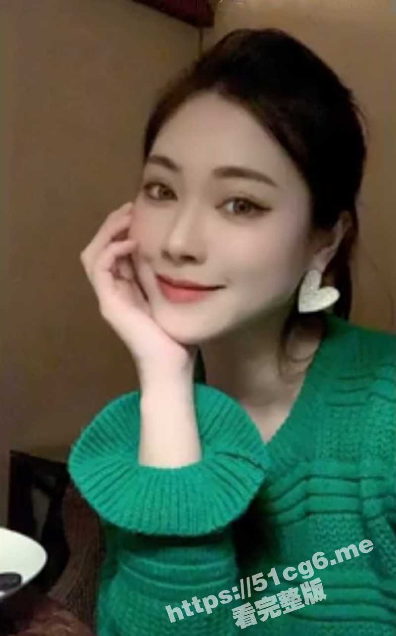 肥猪佬爱舔逼！和黄颜色短发女友 在家和在宾馆啪啪性爱流出 把她操到身体抓狂 语无伦次！ - 51吃瓜网-51吃瓜网