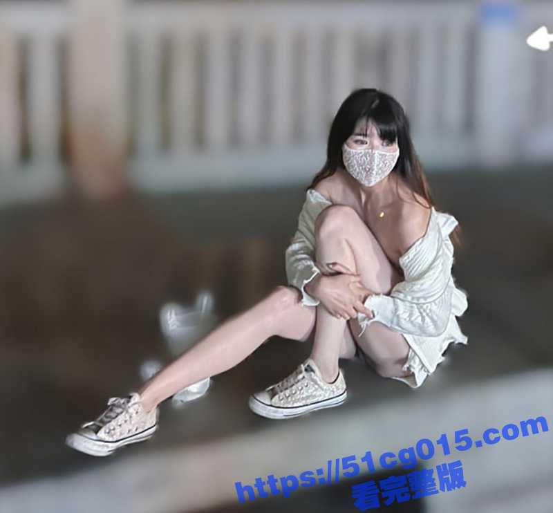 推特极品网黄女神小喵呜 喜欢露出3p和群p的极品身材骚货 最新私拍流出 这屁股好圆啊-51吃瓜网