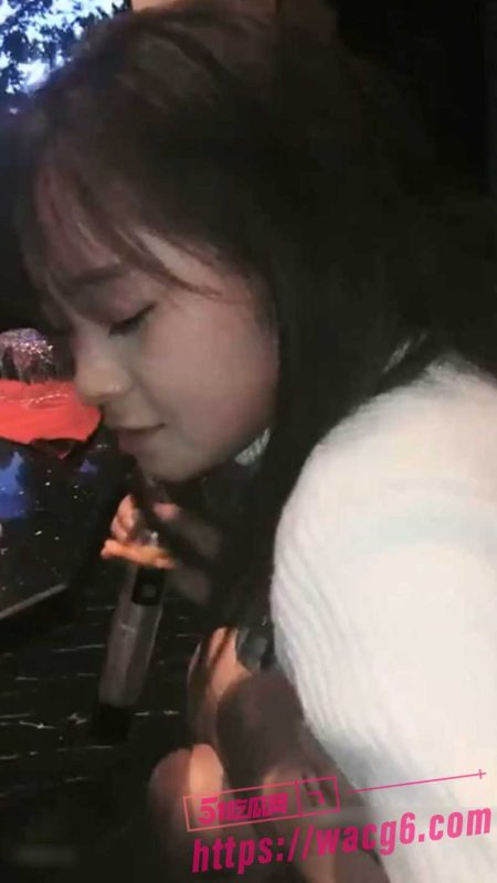 约极品少妇KTV玩 身材一流皮肤白嫩 背着她老公出来放松 直接拉到厕所里啪啪 这么偷情实在太爽了-51吃瓜网