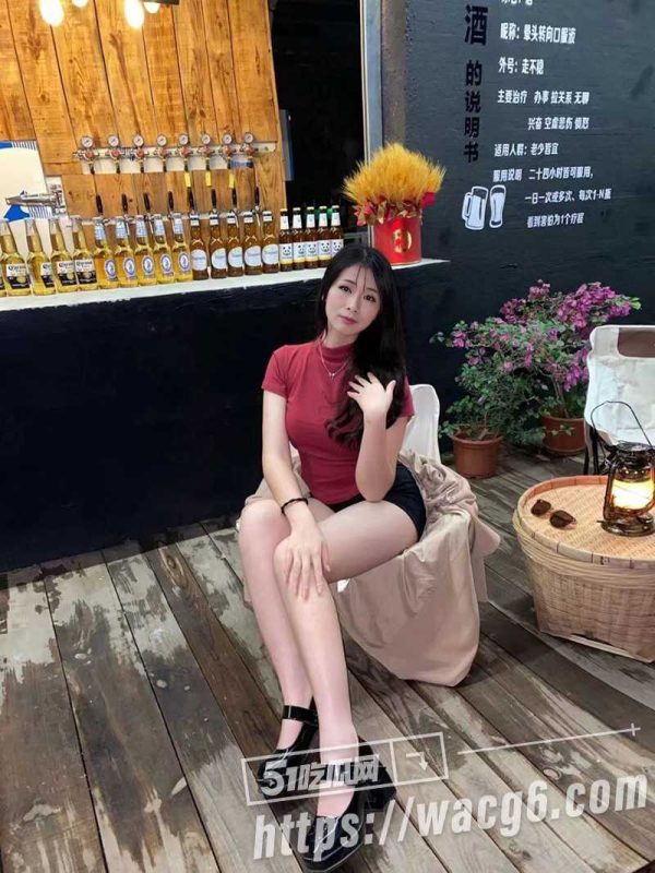 约炮小酒馆老板娘没想到这么润 床上还异常的骚 喜欢主动骑乘 看来是太久没得到滋润了！-51吃瓜网