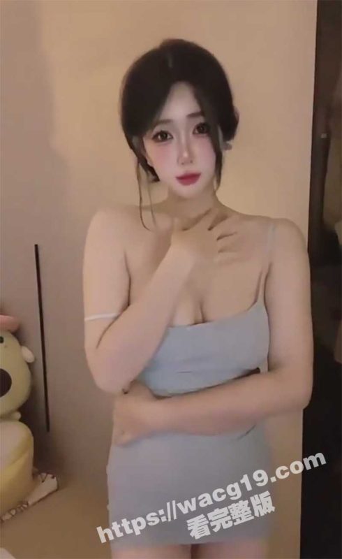 花椒极品御姐风网红 懒洋洋大人 前凸后翘绝美身材大尺度定制1v1榜一大哥福利流出！对着镜头骚舞自慰十分撩人！-51吃瓜网