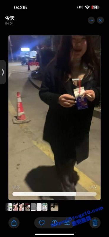 常州精神小妹费雨心一个月睡6个男人 做爱时让闺蜜观战 竟还强迫闺蜜睡射满精液的床遭曝光！-51吃瓜网