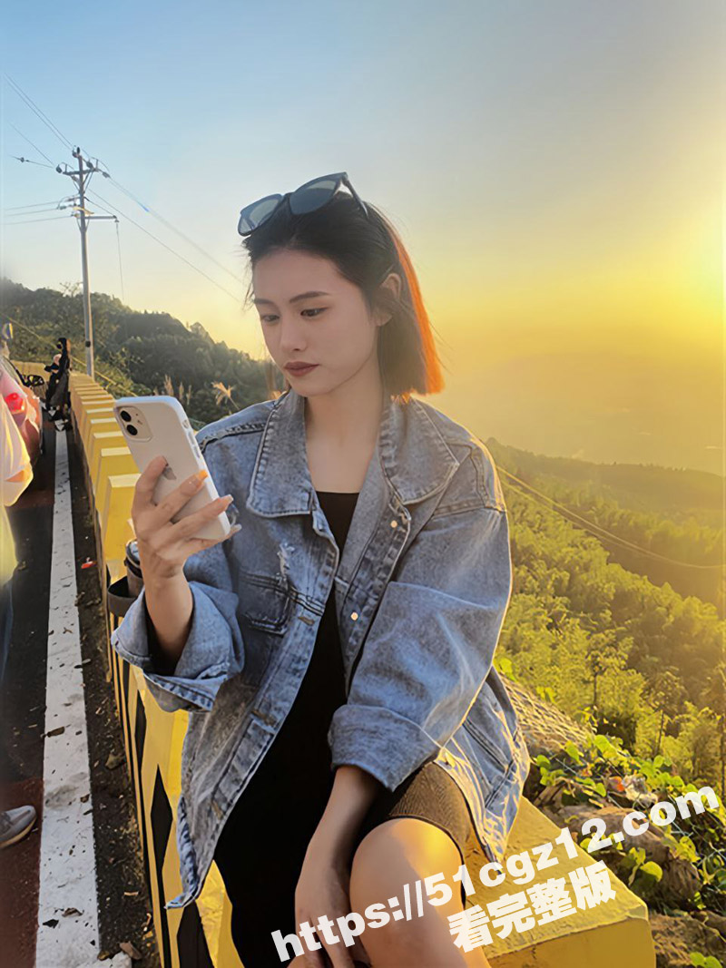 约炮大神酒店约啪 抖音极品短发少妇主播 花重金刷礼物拿下 背着老公酒店偷情 穿性感情趣被疯狂爆操 - 51吃瓜网-51吃瓜网