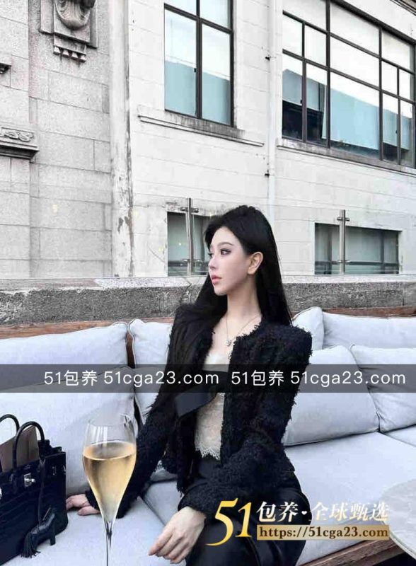 51包养 高端外围 | W2FZ062702 福州可纯可御妹妹 服务好性格好温柔 皮肤雪白 颜值抗打 质量保真 假一罚十-51吃瓜网